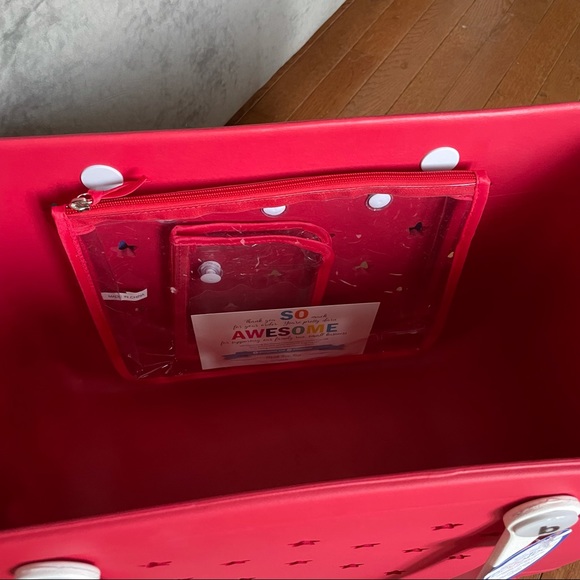 bogg bag red